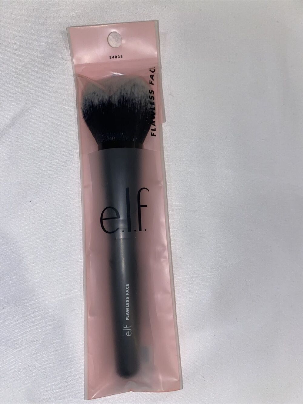 e.l.f. Flawless Face Brush Cruelty Free and Vegan for Women - 1 Pc Brush